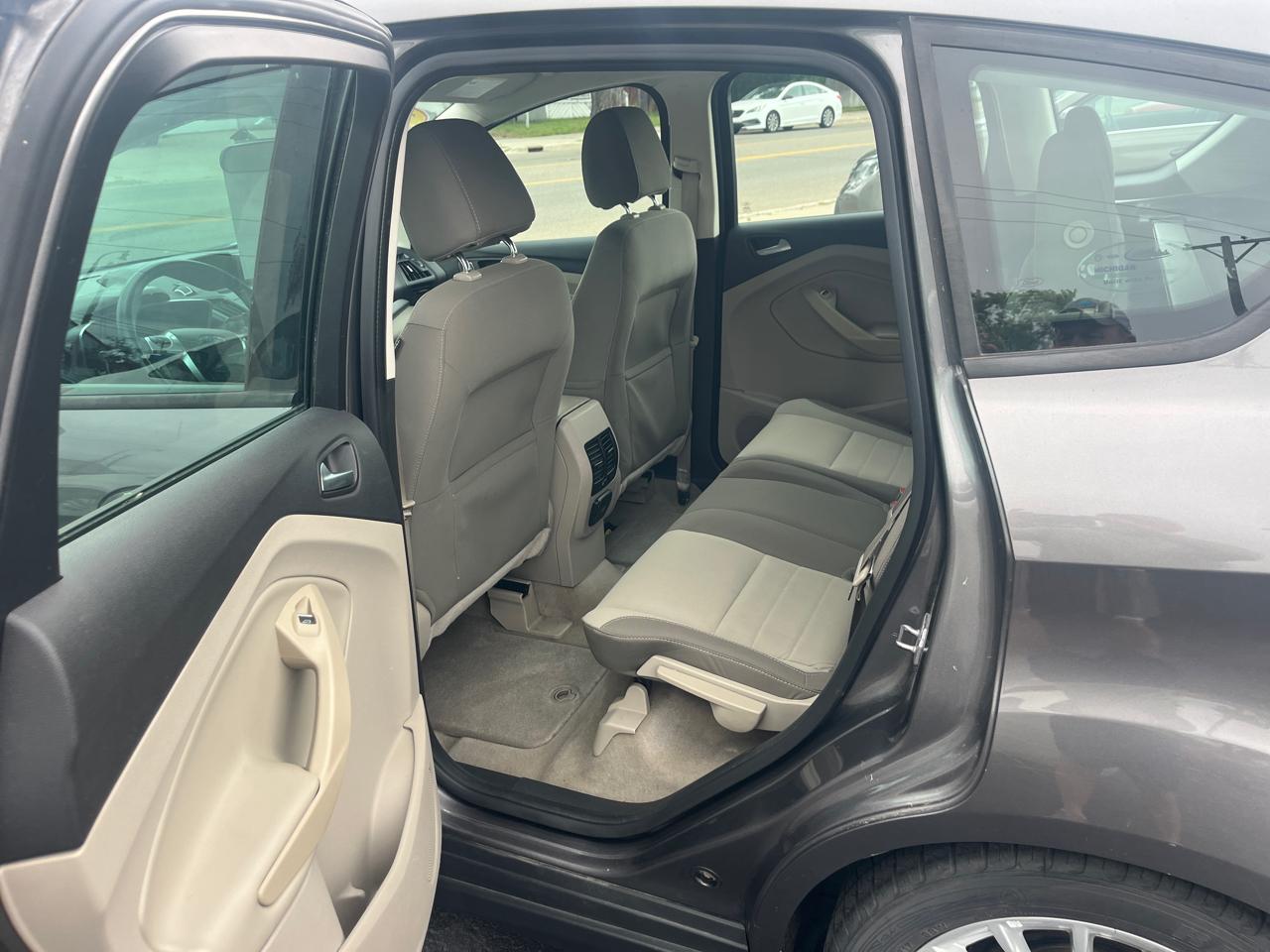 Ford C-Max Hybrid SE 2014