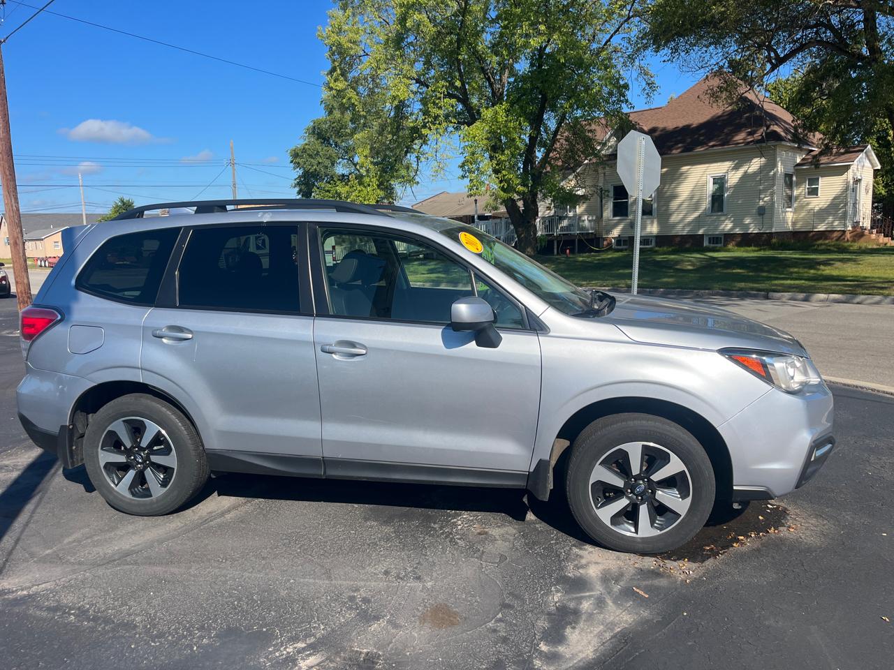 Subaru Forester 2.5i Premium PZEV CVT 2017
