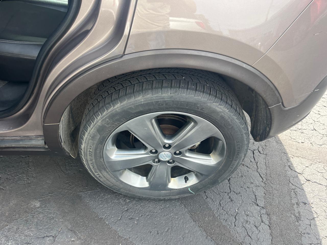 Buick Encore Convenience FWD 2013