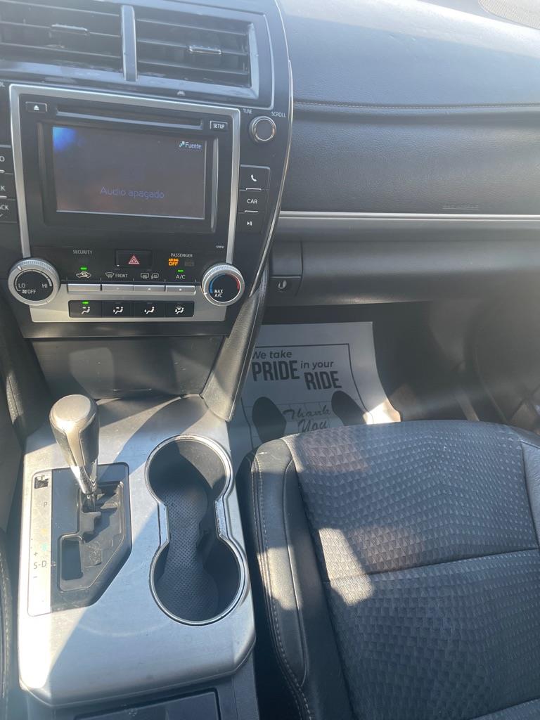 Toyota Camry  2014