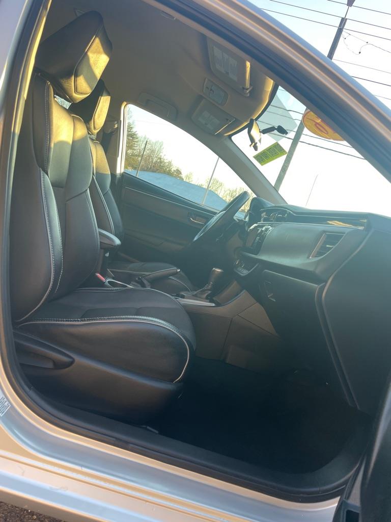 Toyota Corolla  2016