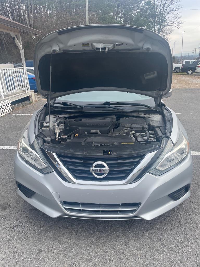 Nissan Altima  2018