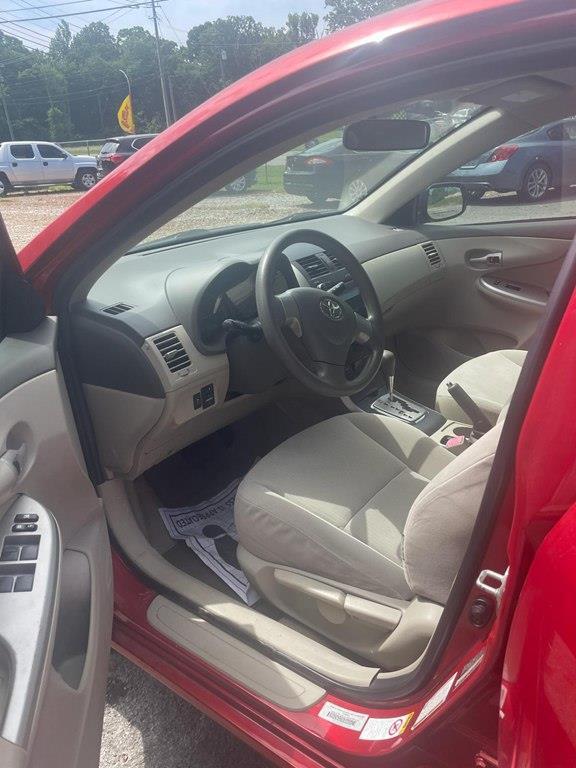 Toyota Corolla  2010