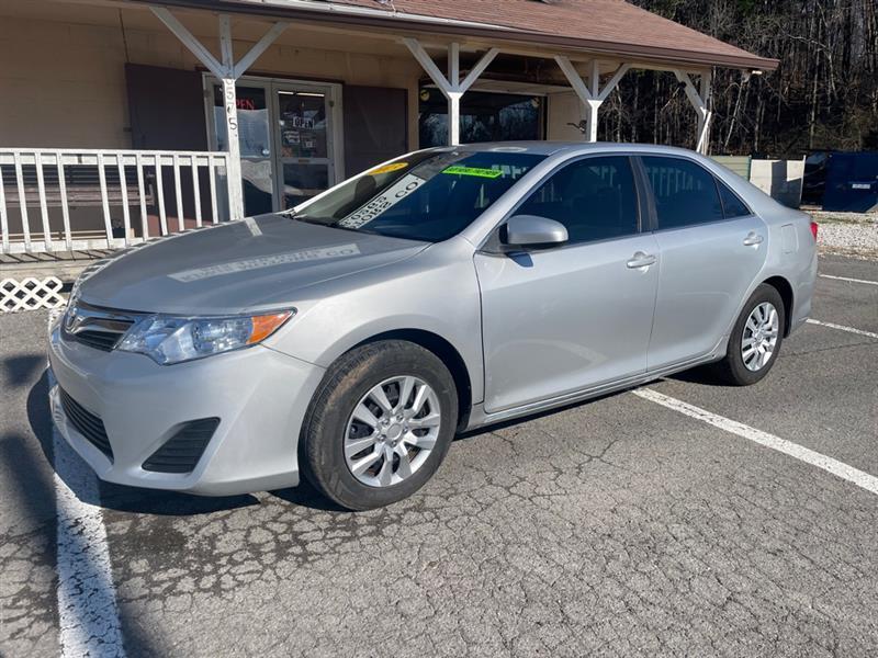 Toyota Camry  2013