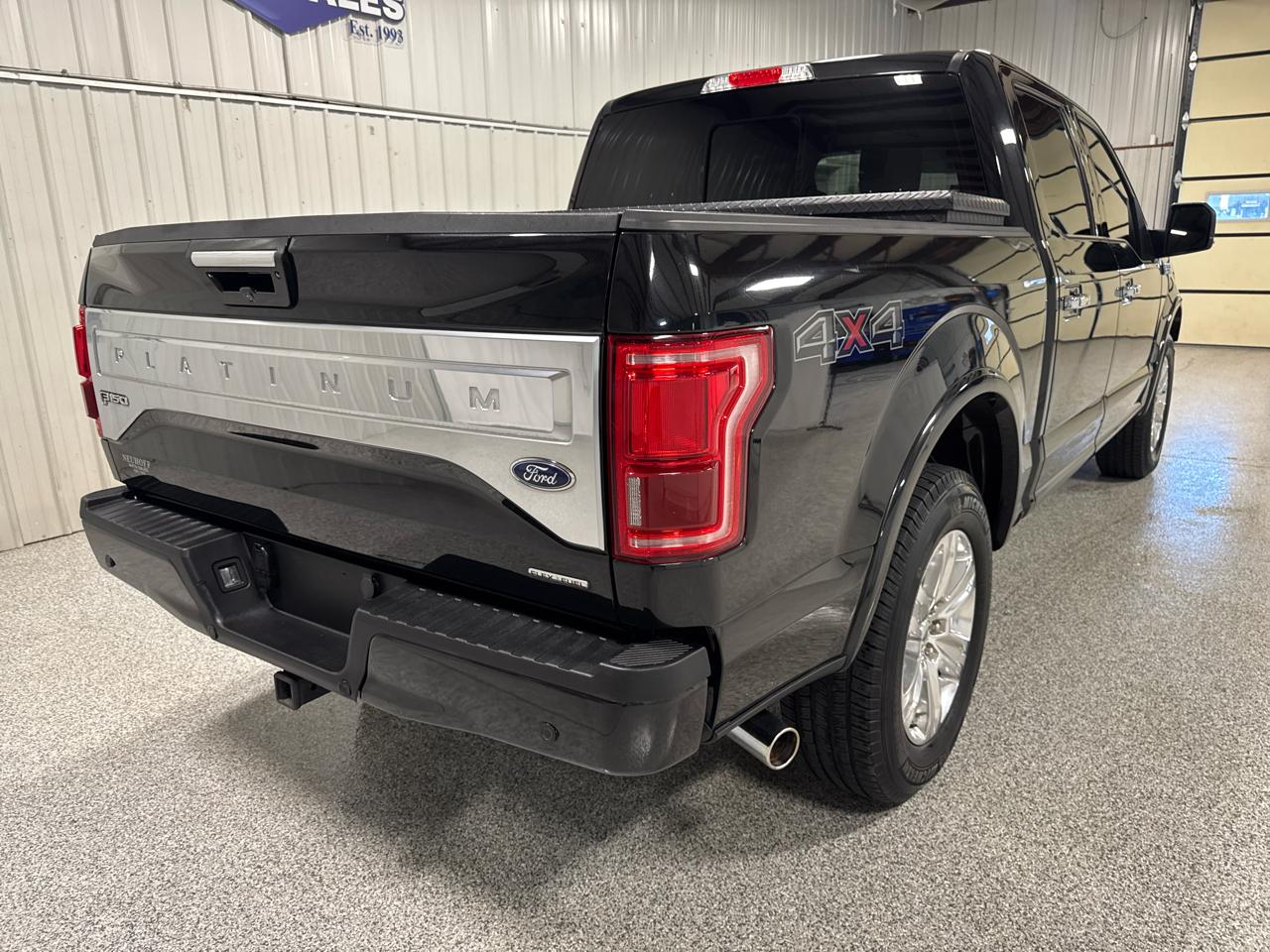 Ford F-150 Platinum SuperCrew 5.5-ft. Bed 4WD 2015