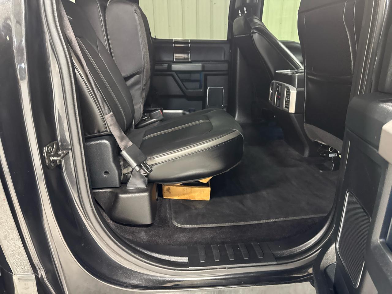 Ford F-150 Platinum SuperCrew 5.5-ft. Bed 4WD 2015