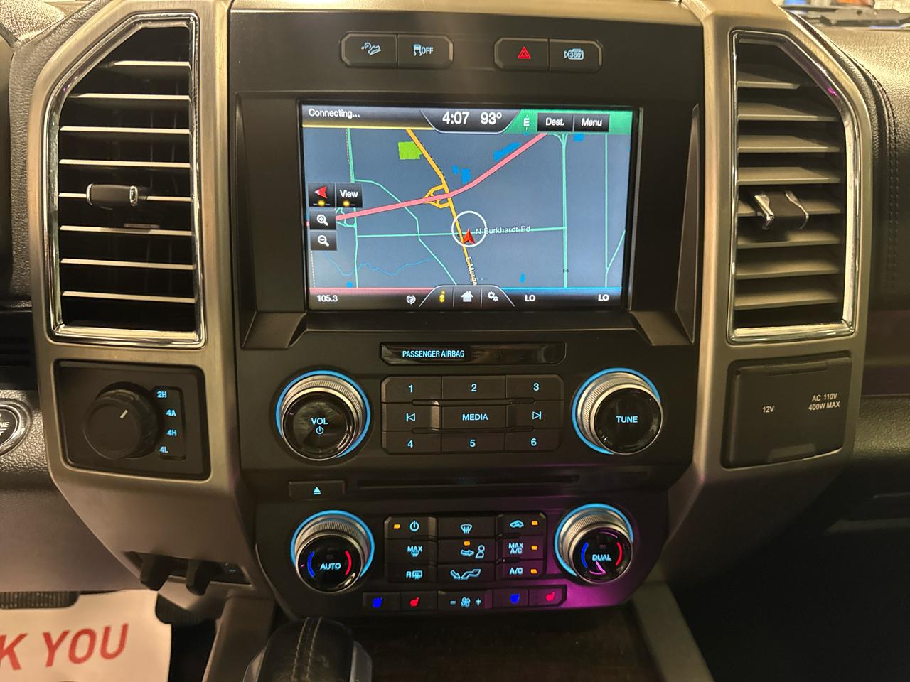 Ford F-150 Platinum SuperCrew 5.5-ft. Bed 4WD 2015