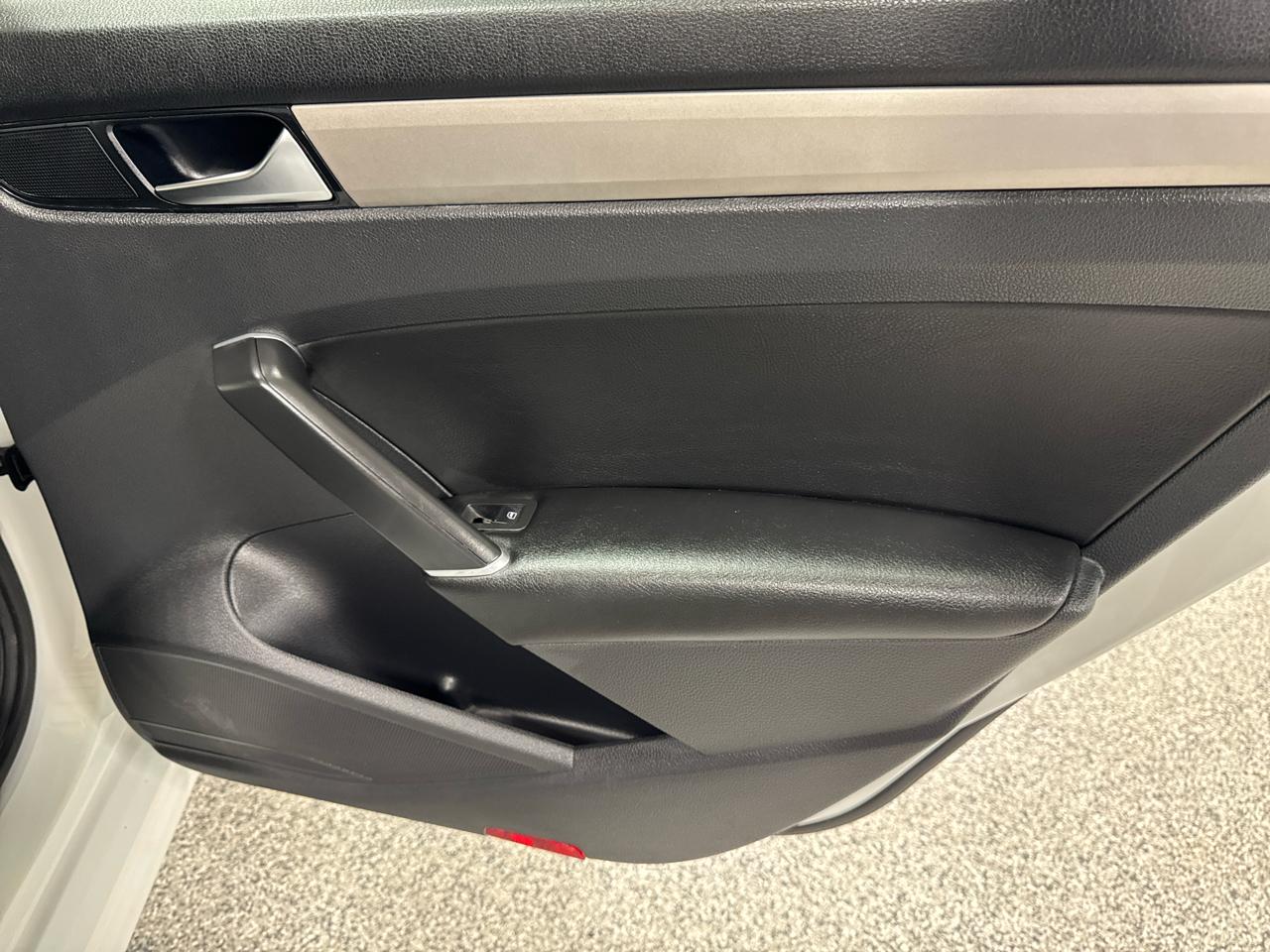 Volkswagen Passat SE 2021