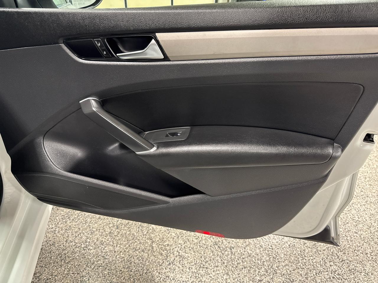 Volkswagen Passat SE 2021