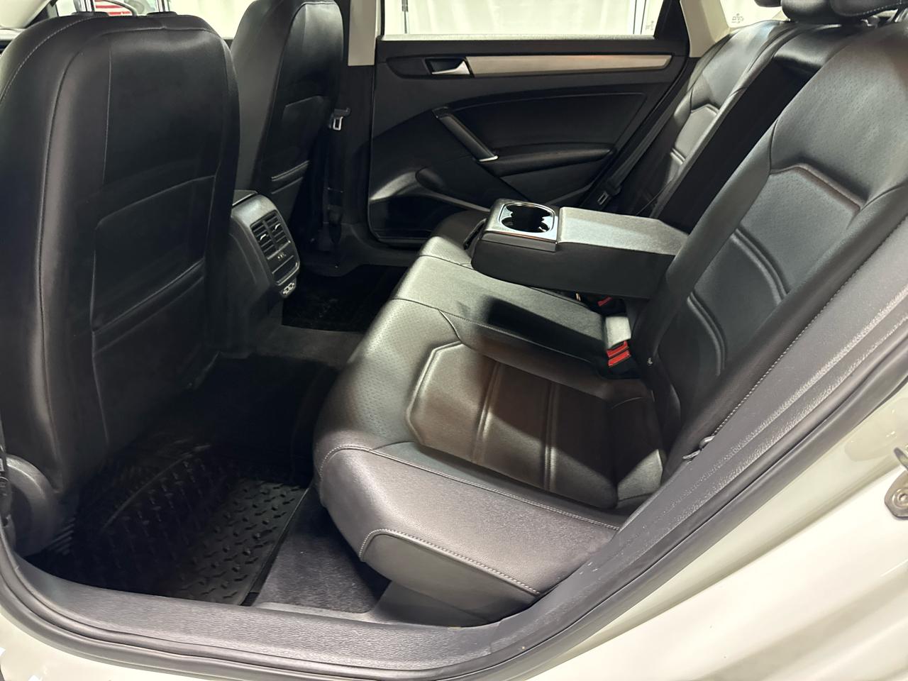 Volkswagen Passat SE 2021