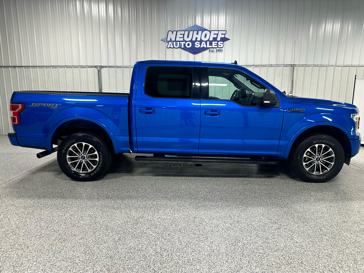 2017 Ford F-250 XLT photo 32