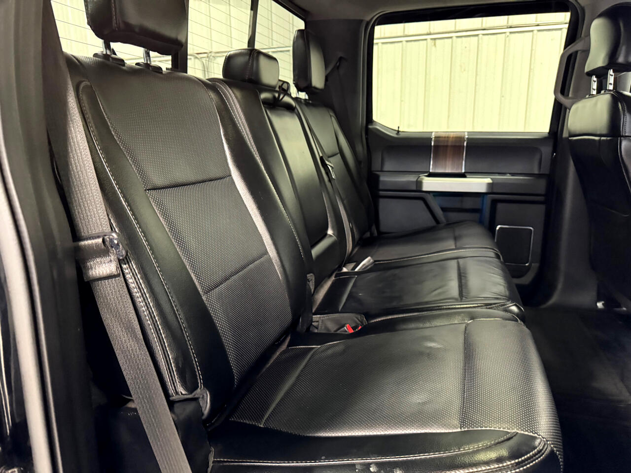 2016 Ford F-150 Lariat photo 7