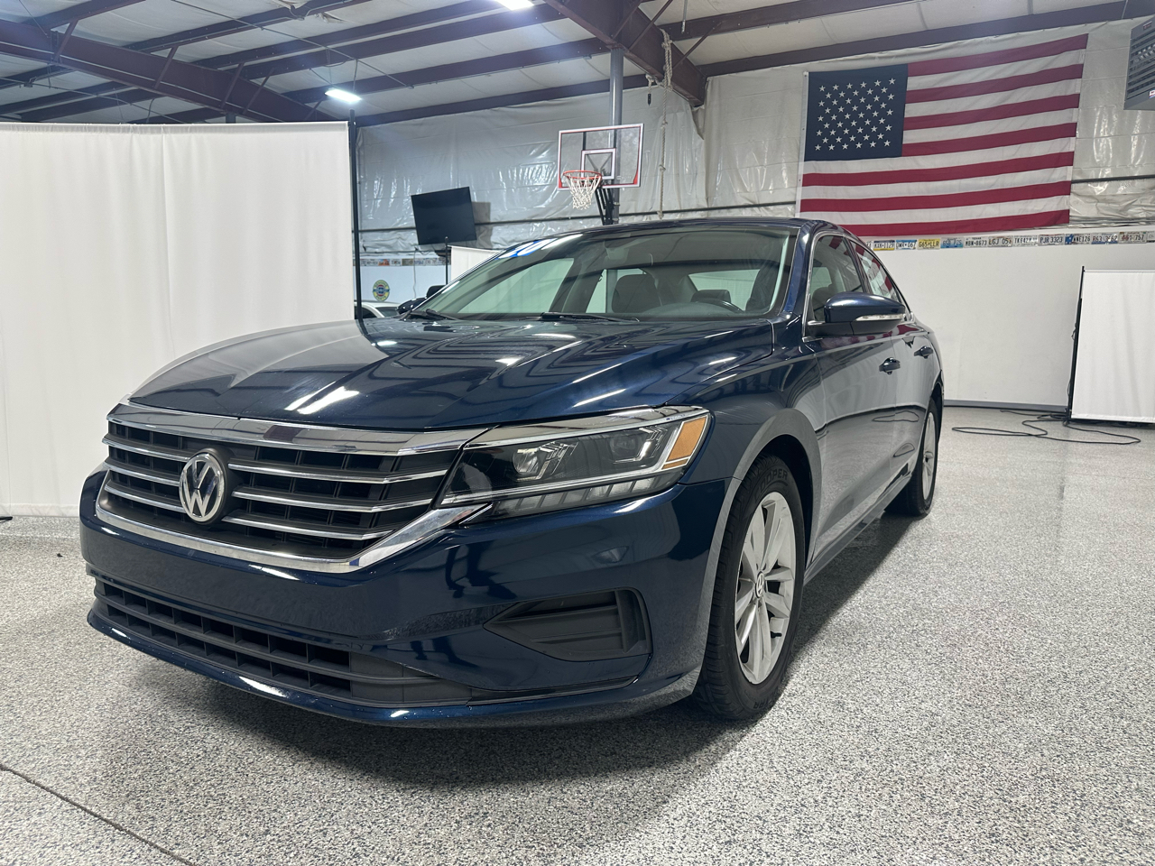 2020 Volkswagen Passat SE photo 4