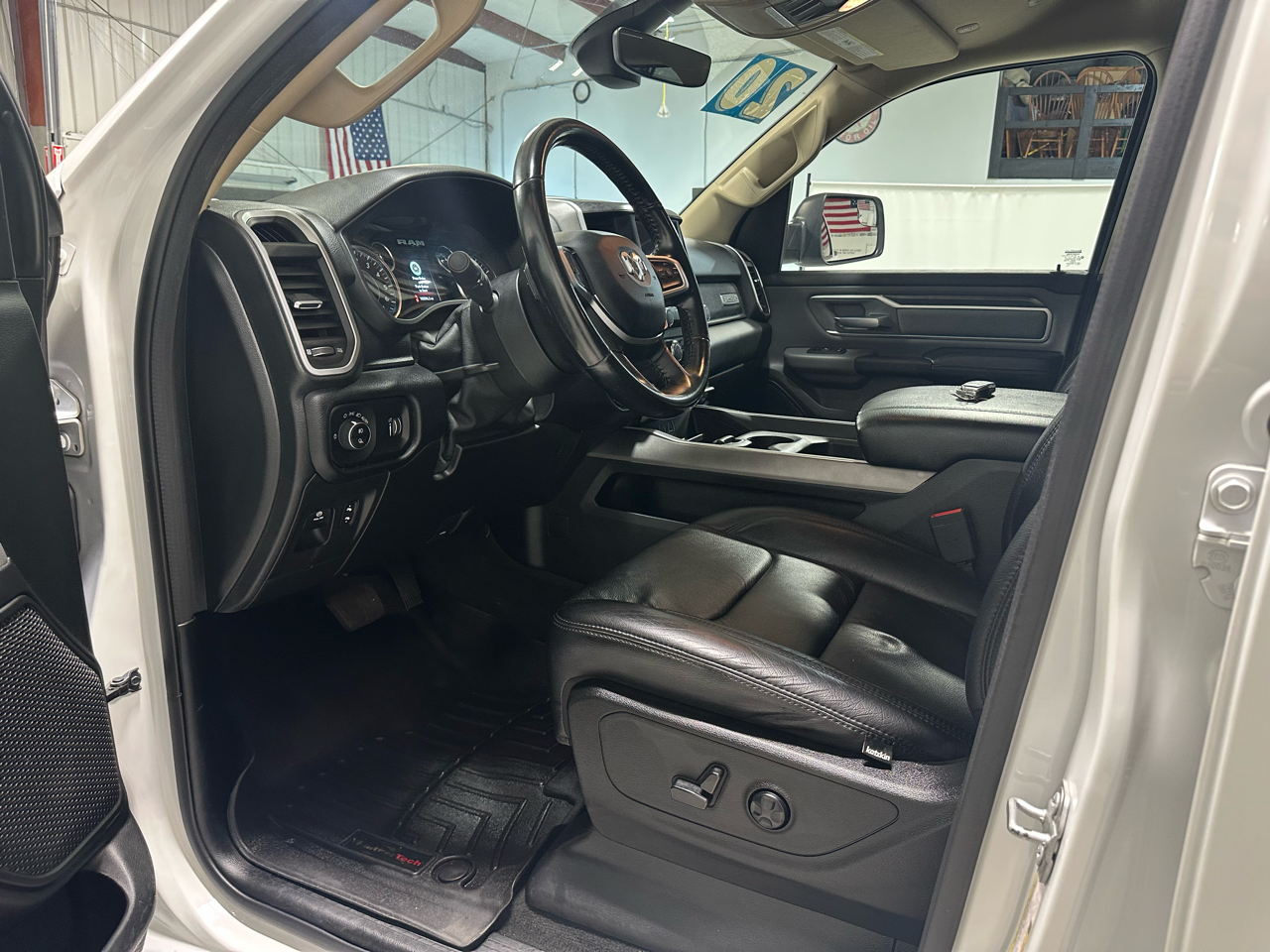 2020 Ram 1500 Big Horn Lone Star photo 11