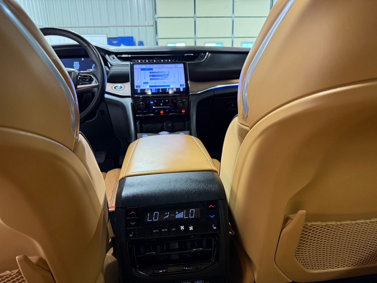 2022 Jeep Grand Cherokee Summit photo 11