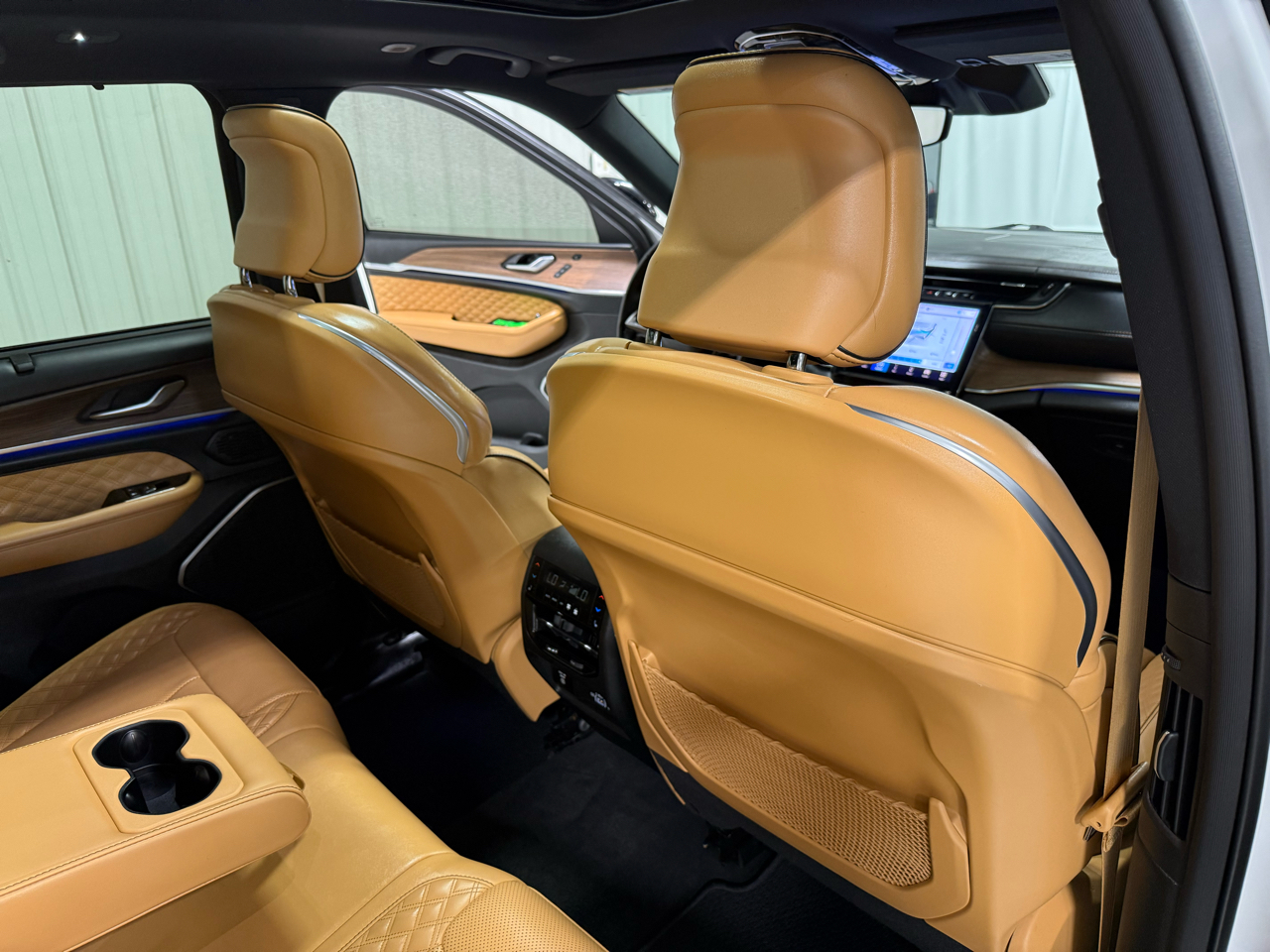 2022 Jeep Grand Cherokee Summit photo 13
