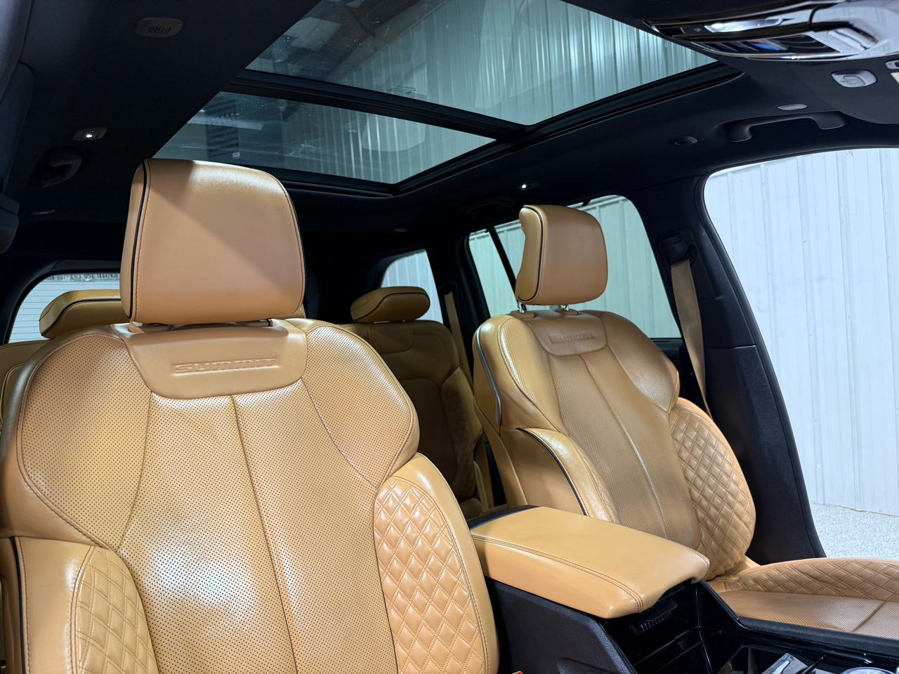2022 Jeep Grand Cherokee Summit photo 16