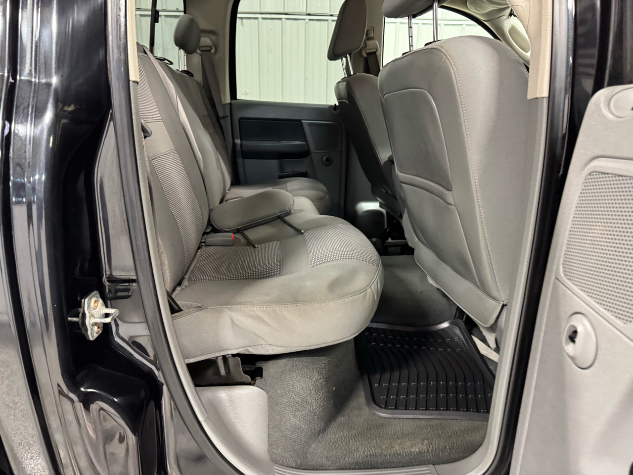 2008 Dodge Ram SLT photo 7