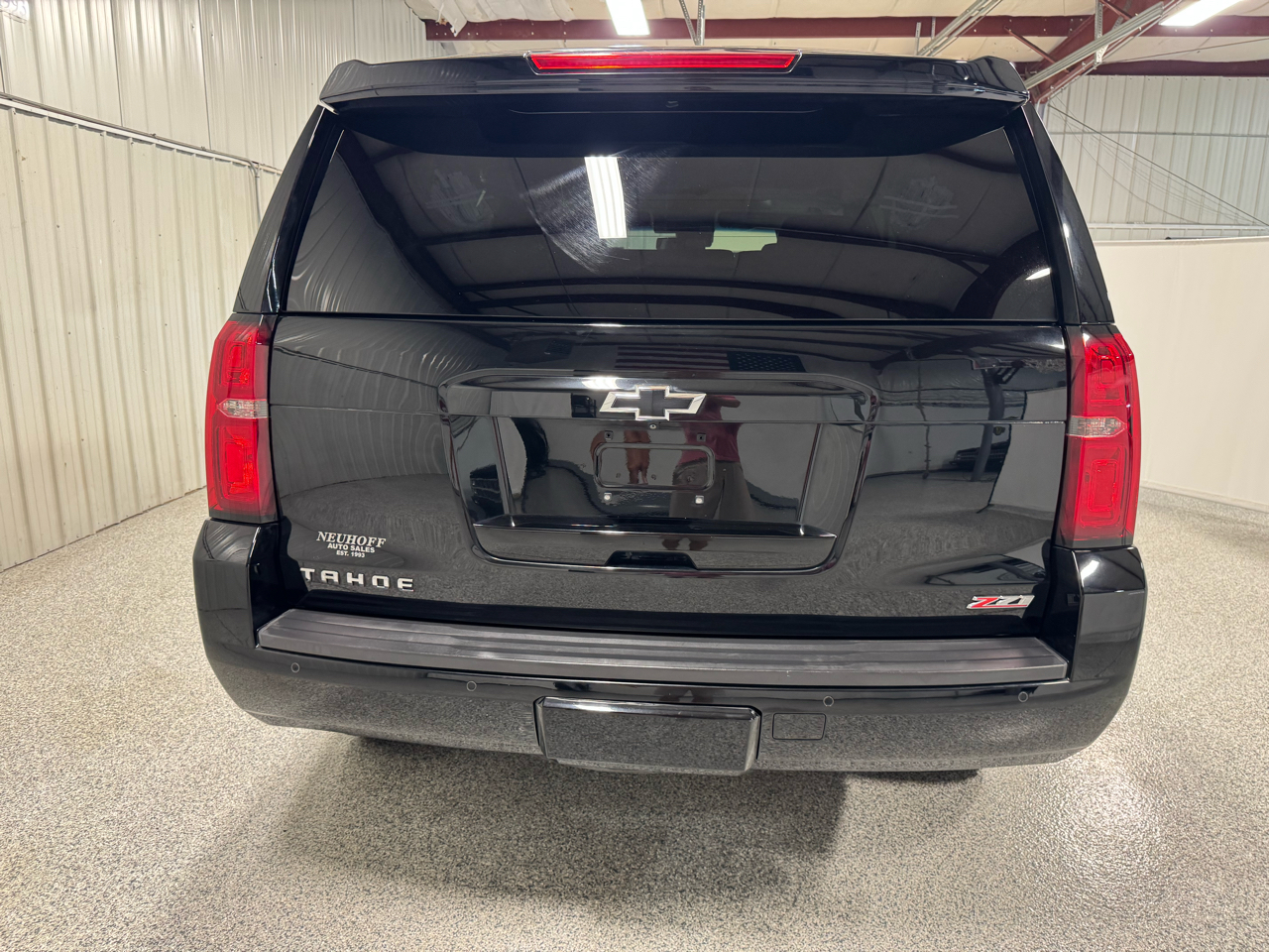 2018 Chevrolet Tahoe LT photo 5