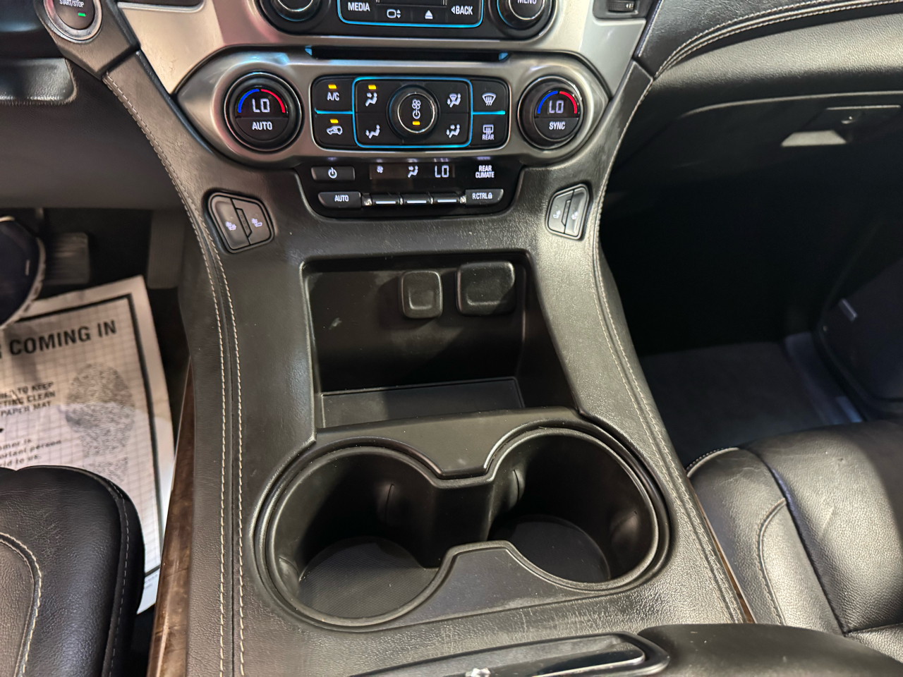 2018 Chevrolet Tahoe LT photo 17