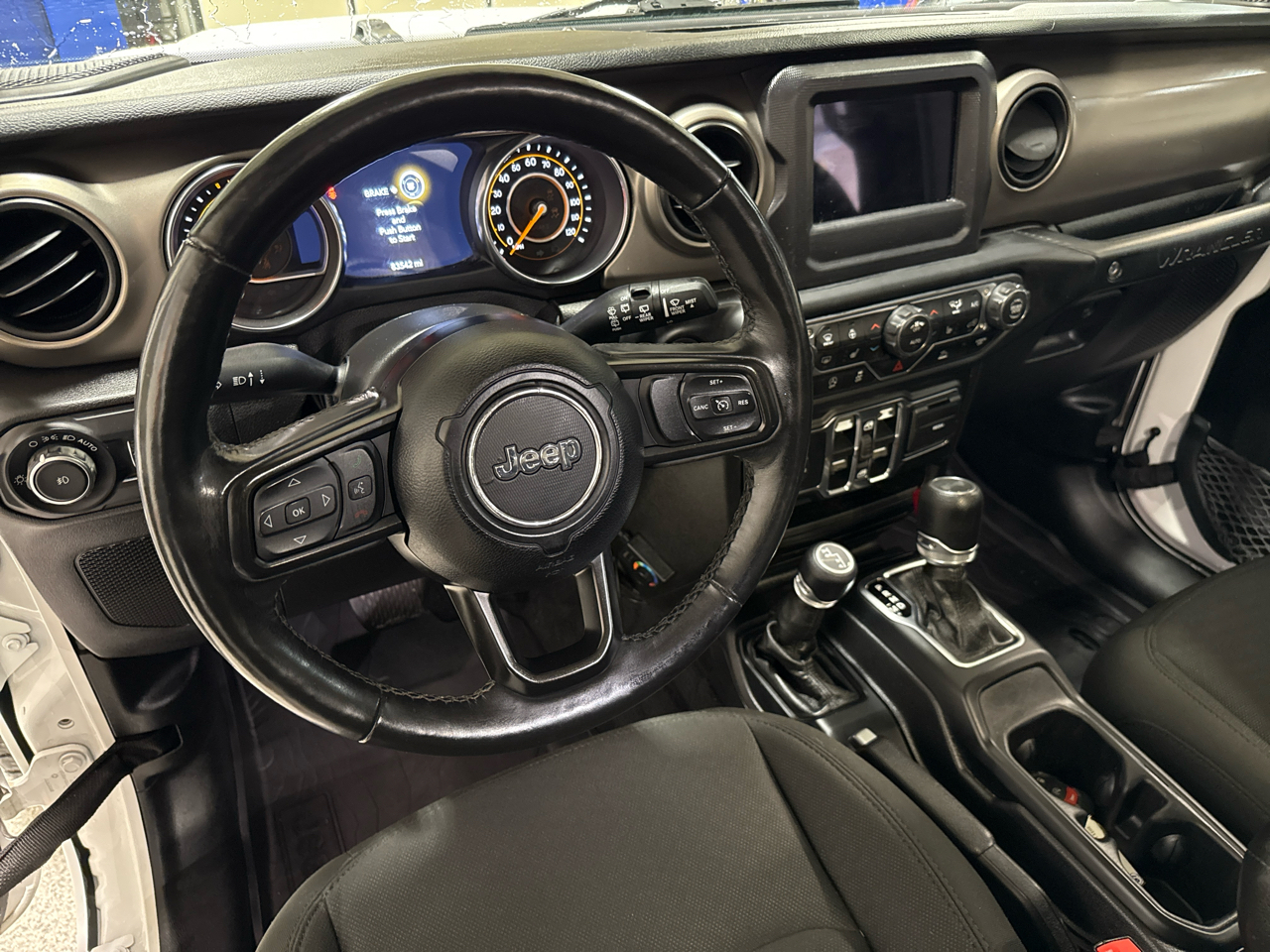 Jeep Wrangler Unlimited Sport 2021