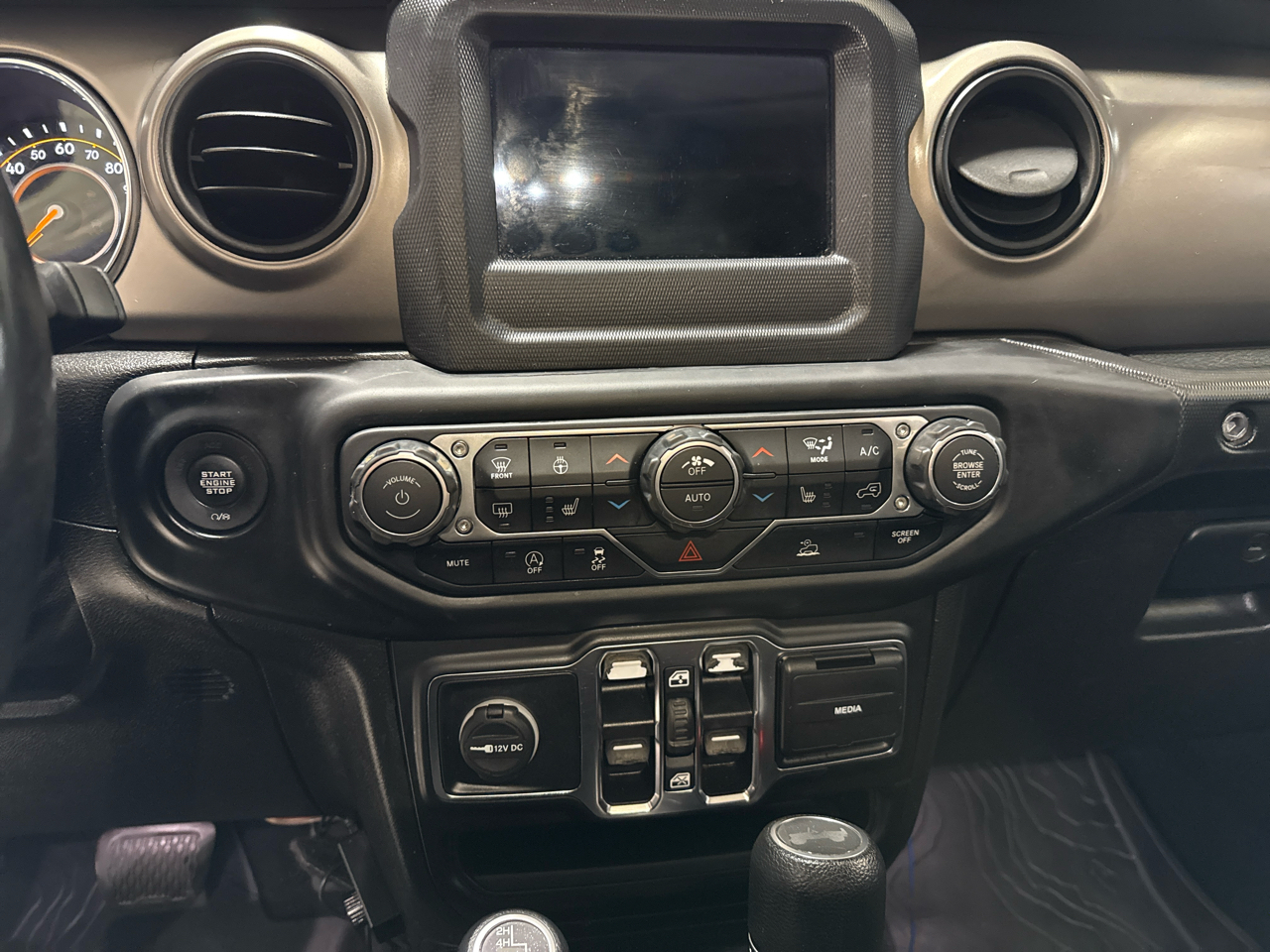 Jeep Wrangler Unlimited Sport 2021