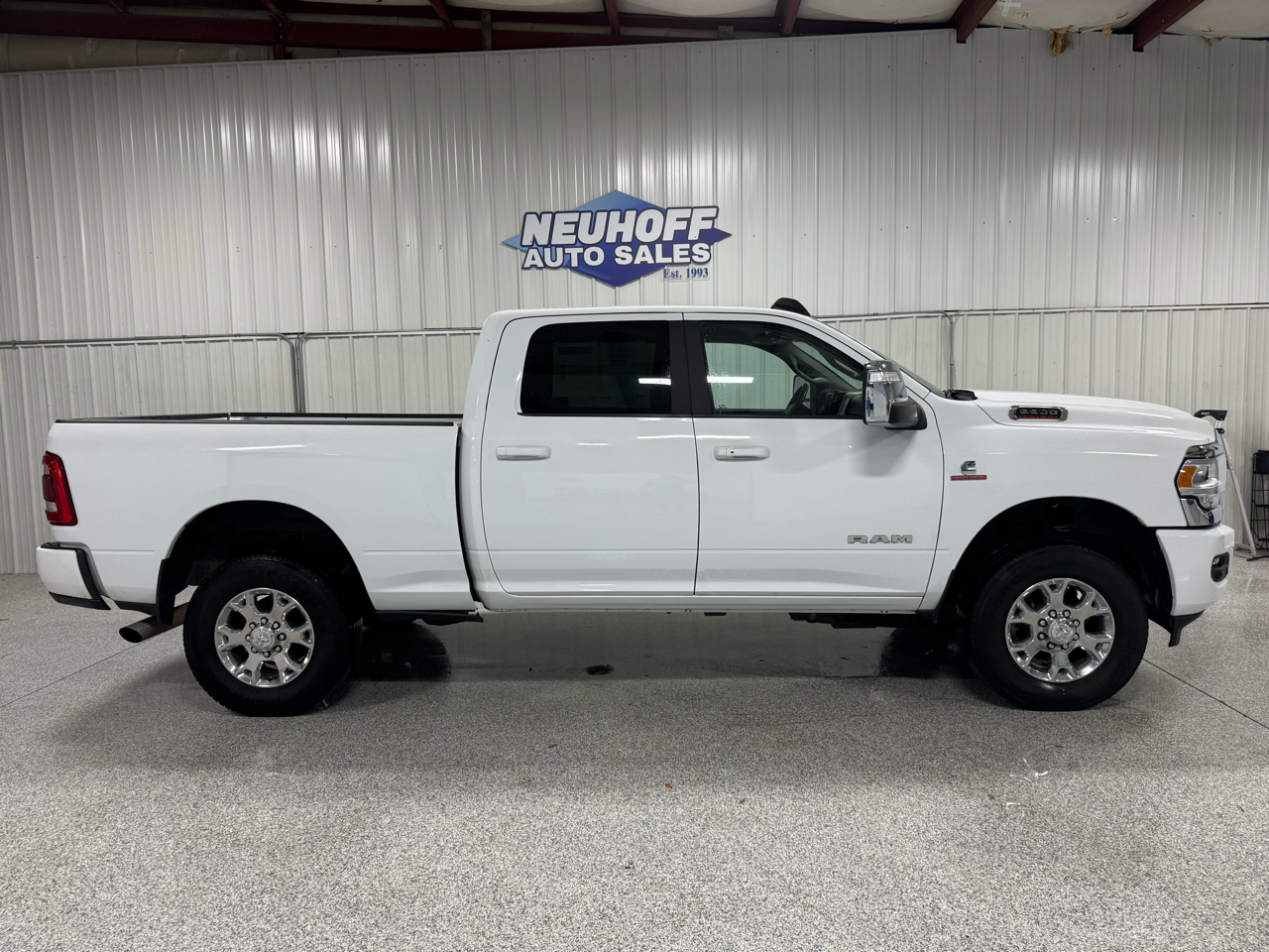 2024 RAM 2500 Laramie Crew Cab SWB 4WD