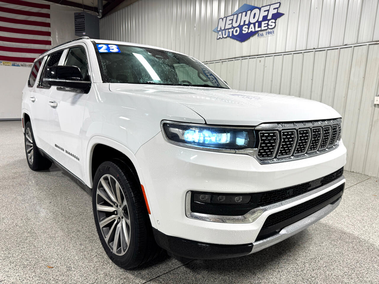 Jeep Grand Wagoneer Series II 4WD 2023