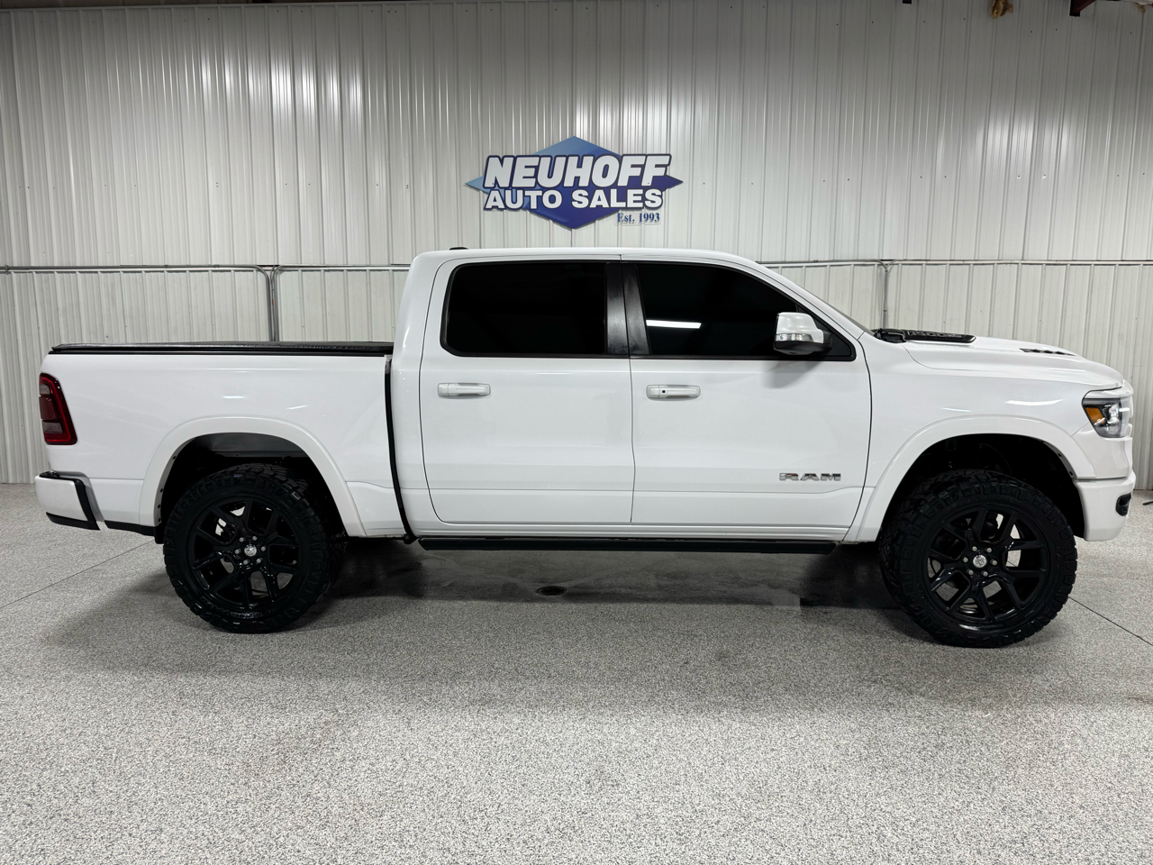 2019 RAM 1500 Laramie Crew Cab SWB 4WD