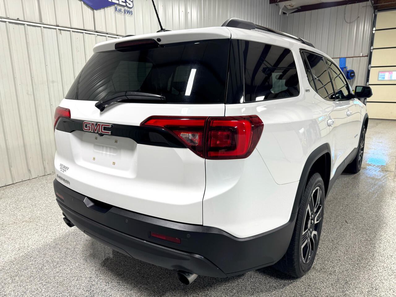 GMC Acadia SLT-1 FWD 2019