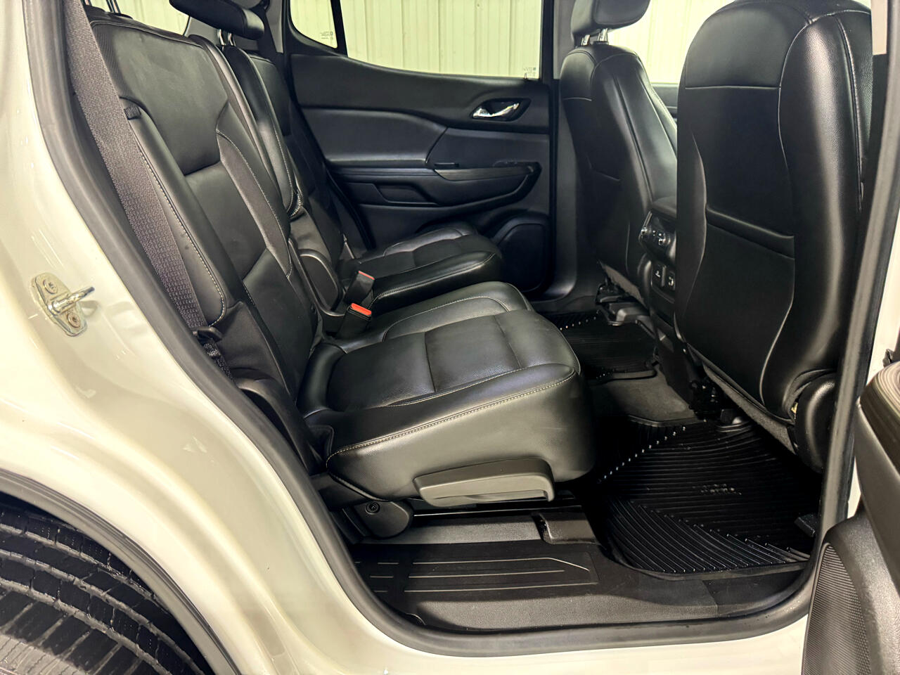 GMC Acadia SLT-1 FWD 2019