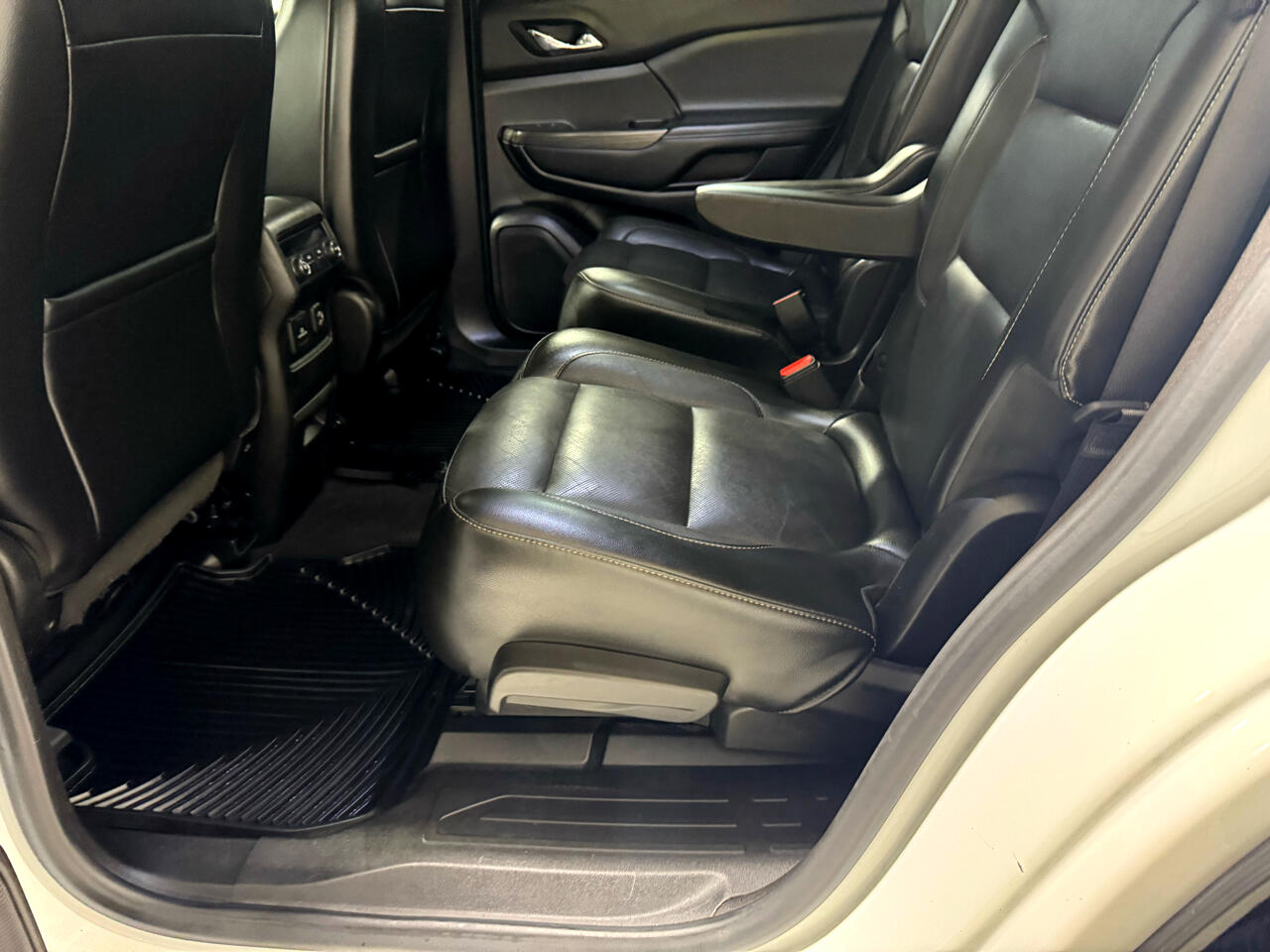 GMC Acadia SLT-1 FWD 2019