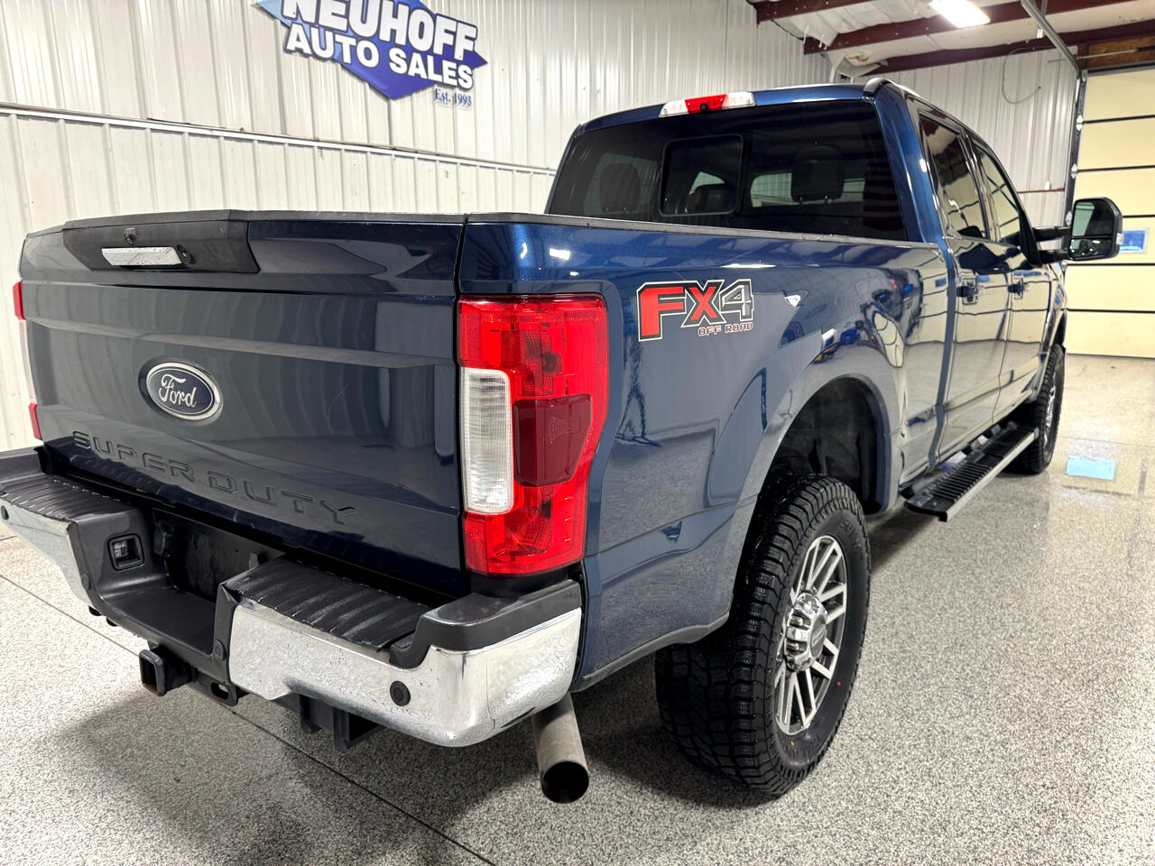 Ford F-250 SD Lariat Crew Cab 4WD 2019
