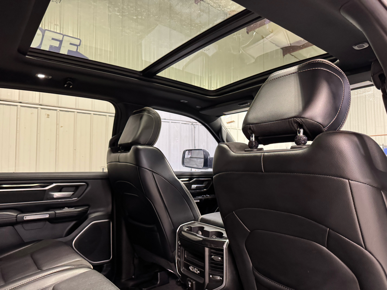 RAM 1500 Laramie Crew Cab SWB 4WD 2020