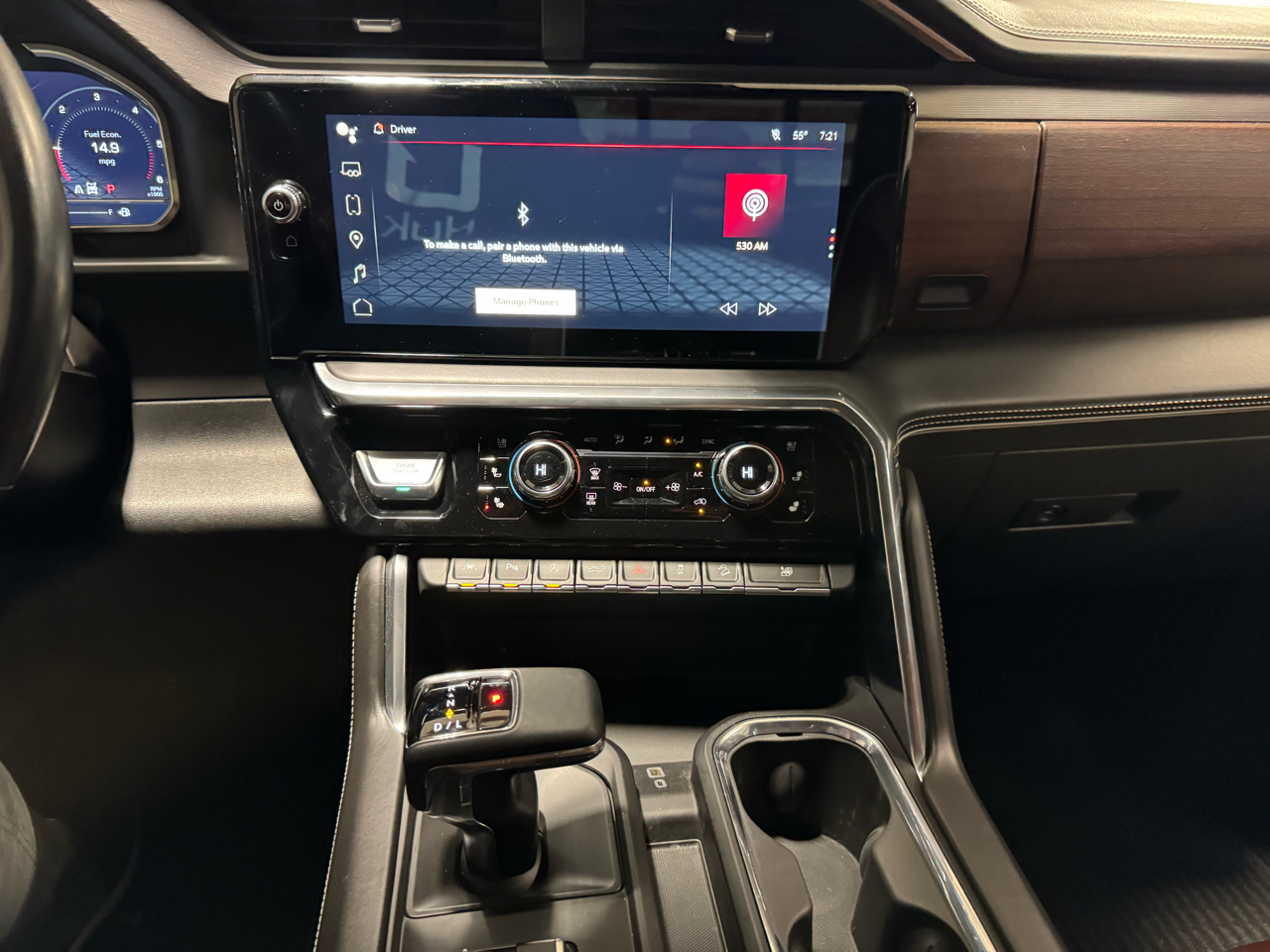 GMC Sierra 1500 Denali Ultimate Crew Cab 4WD 2023