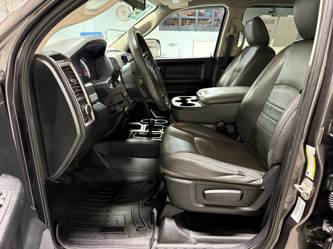 RAM 2500 Tradesman Crew Cab SWB 4WD 2015