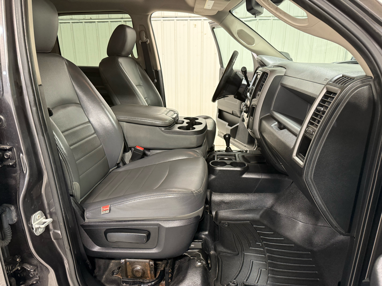 RAM 2500 Tradesman Crew Cab SWB 4WD 2015