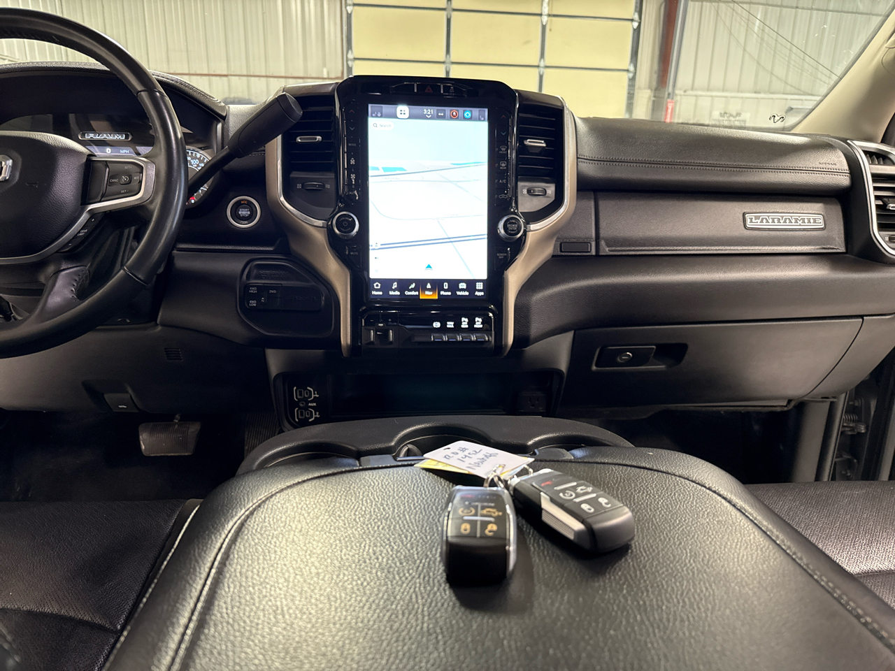 RAM 2500 Laramie Crew Cab SWB 4WD 2024