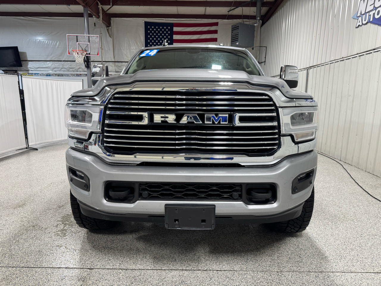 RAM 2500 Laramie 4x4 Crew Cab 6'4" Box 2024