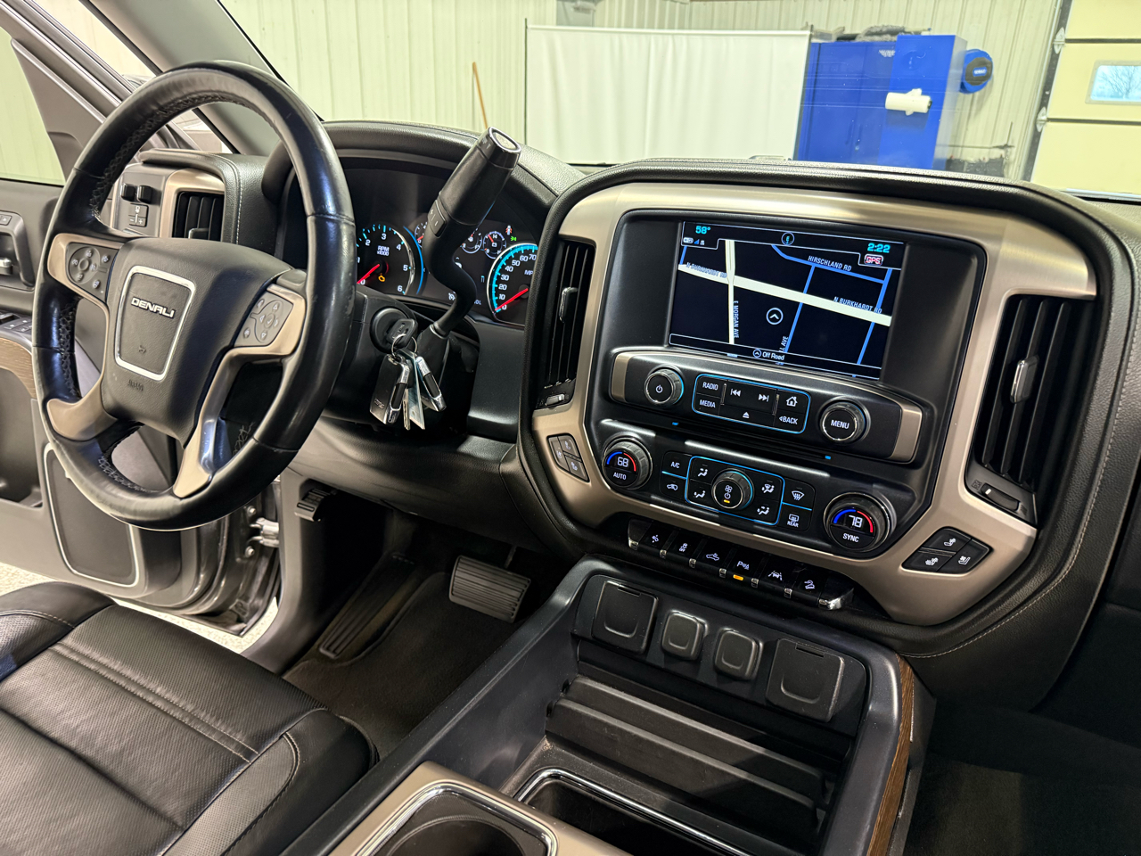 GMC Sierra 1500 Denali Crew Cab Short Box 4WD 2017