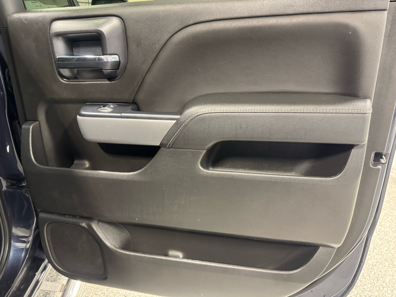 Chevrolet Silverado 1500 LTZ Crew Cab 4WD 2018