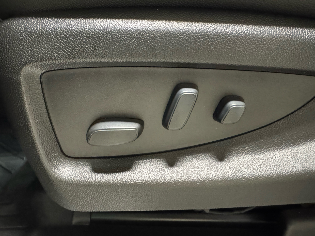 Chevrolet Silverado 1500 LTZ Crew Cab 4WD 2018