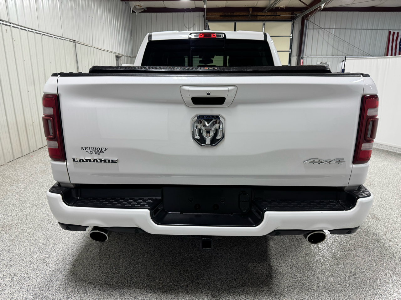 RAM 1500 Laramie Crew Cab SWB 4WD 2019