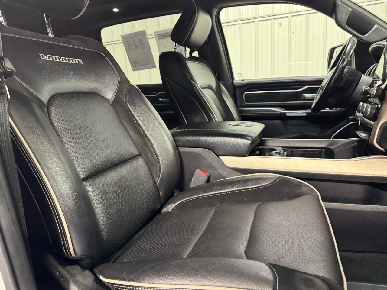 RAM 1500 Laramie Crew Cab SWB 4WD 2019