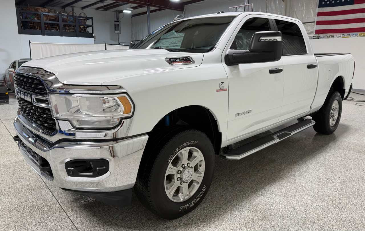 RAM 2500 Tradesman Crew Cab SWB 4WD 2024