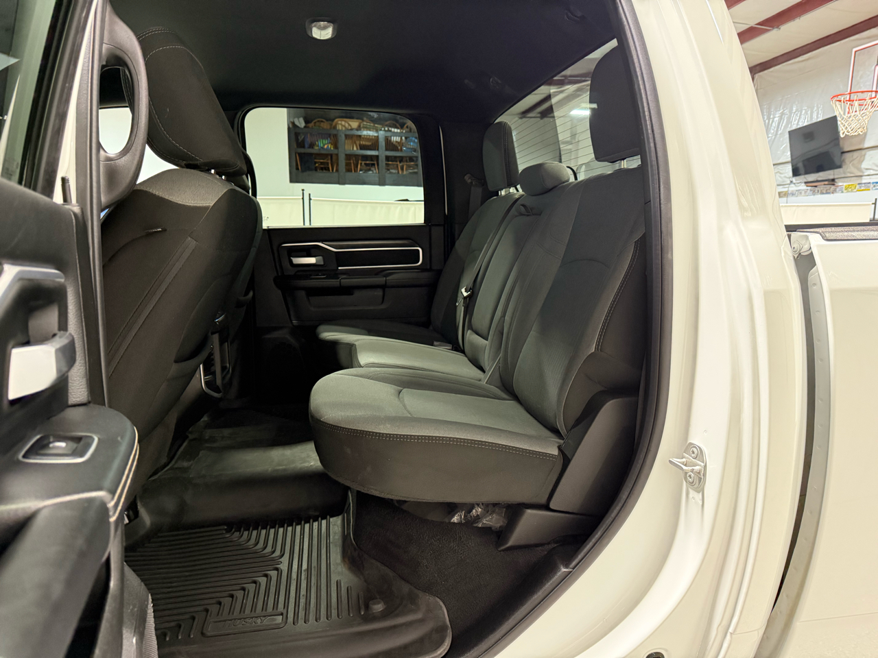 RAM 2500 Tradesman Crew Cab SWB 4WD 2024