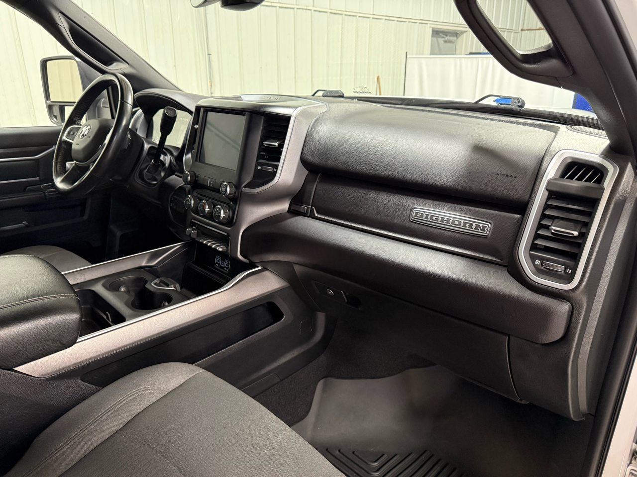 RAM 2500 Tradesman Crew Cab SWB 4WD 2024