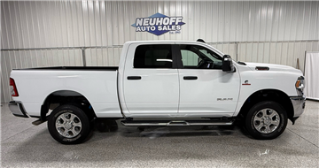 2024 RAM 2500 Tradesman Crew Cab SWB 4WD