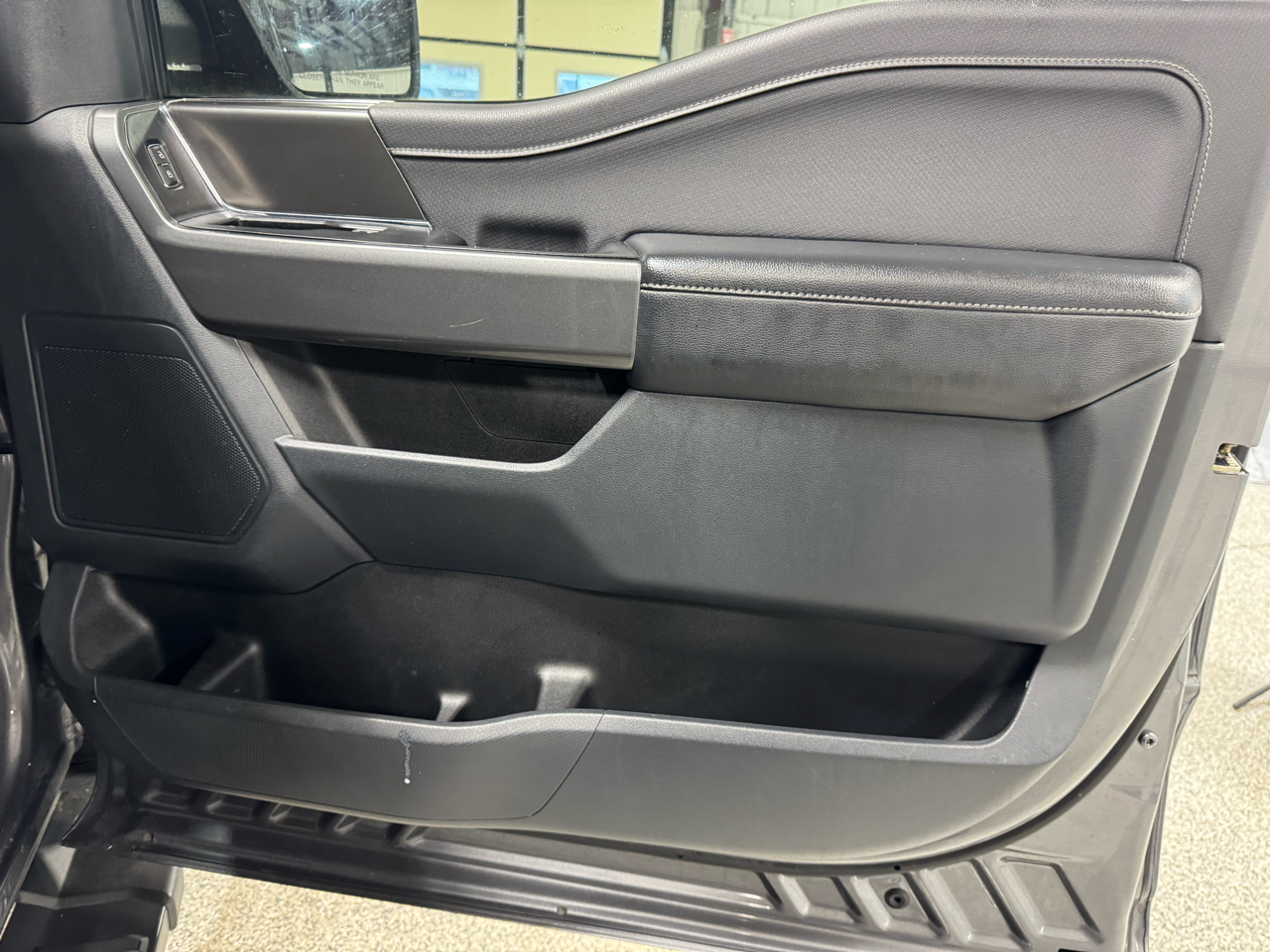 Ford F-150 4WD SuperCrew 145" XLT 2022