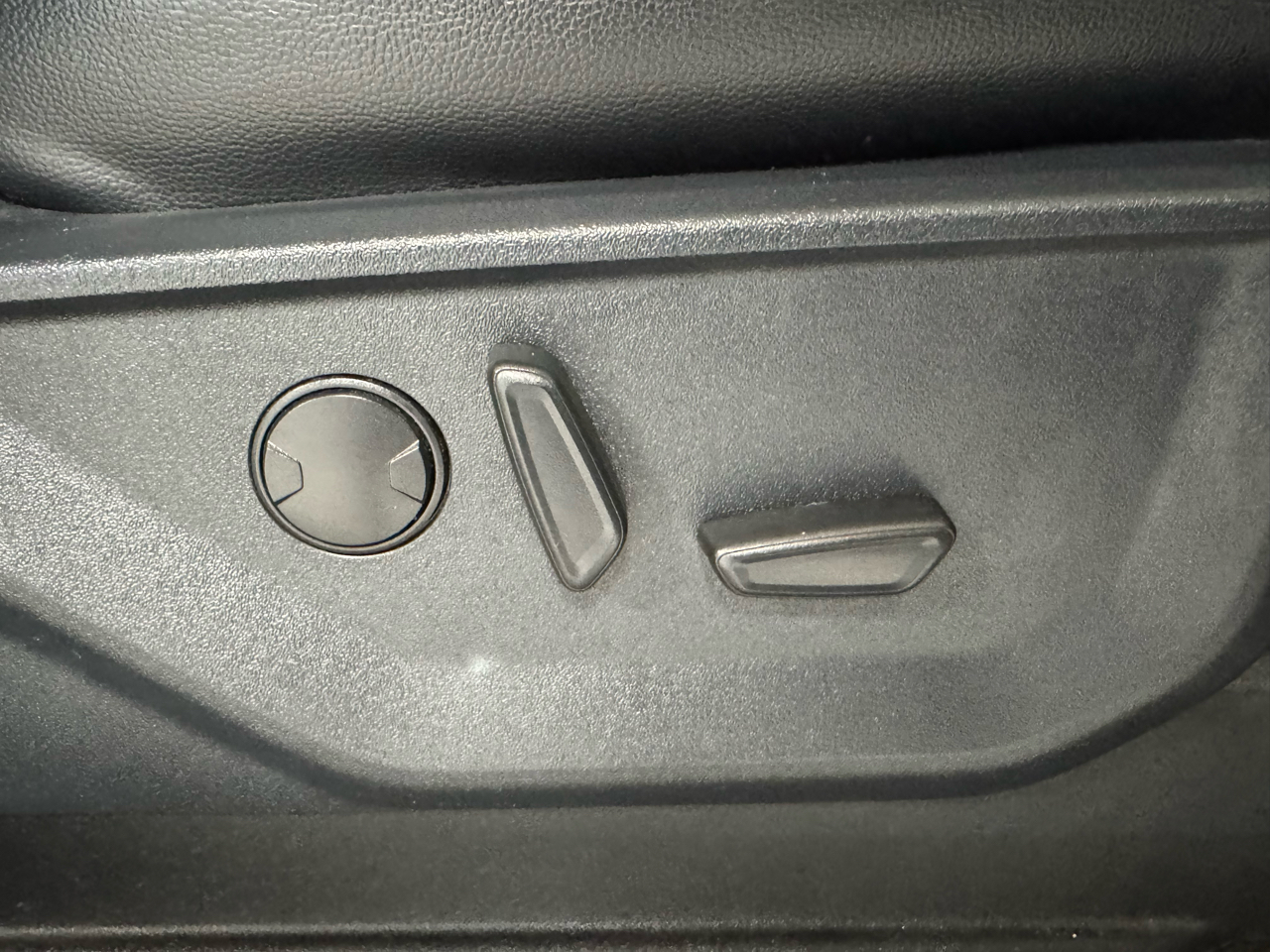 Ford F-150 4WD SuperCrew 145" XLT 2022